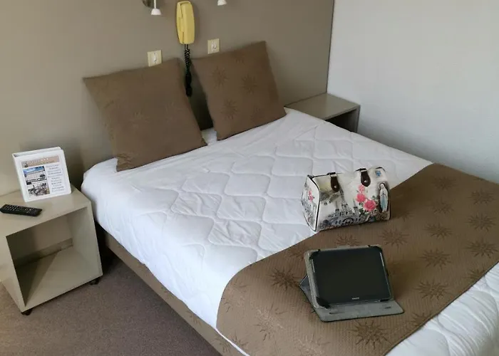 Hotel familiar: Adonis Lourdes - Notre Dame De La Sarte
