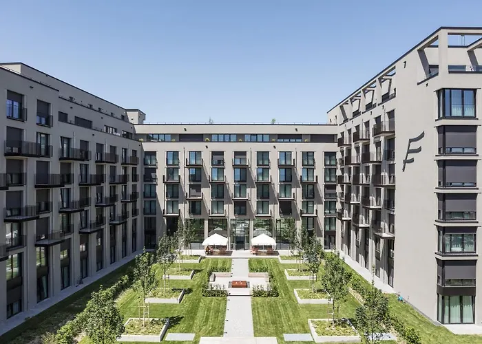 Lodge: The Flag Muenchen M.