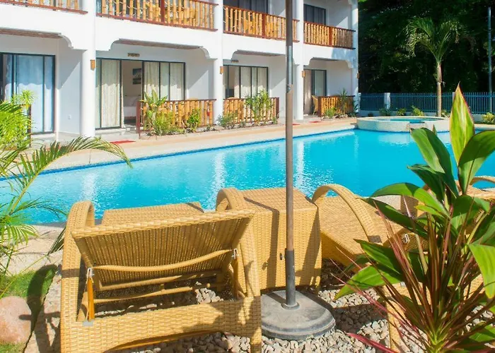 Alona Vida Beach Hill Resort