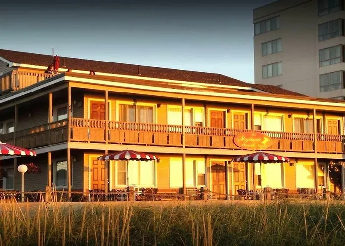 The Skylark Beach Inn