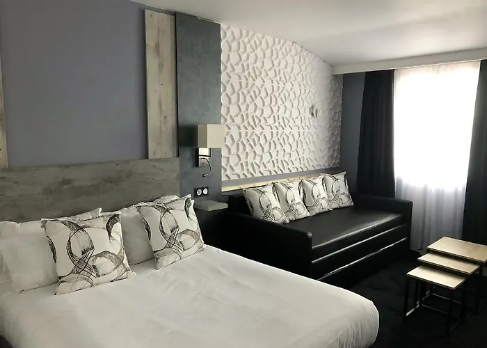 Hôtel accueillant les animaux: Contact Hotel Le Provence