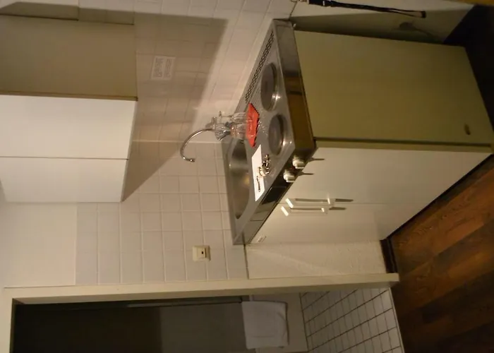 Hotel mit Pool: Hotel Domino