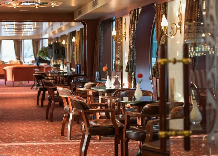 Hotel céntrico: Knm Ms Switzerland I - Dusseldorf