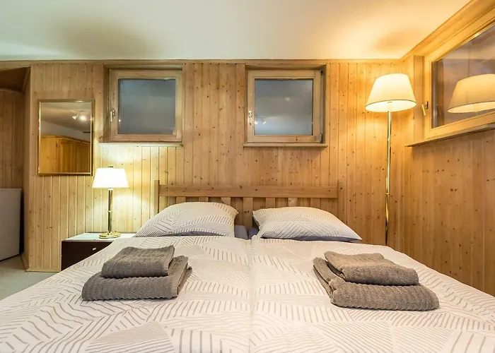 B&B only: Bed And Breakfast Zeevat Waldperlach