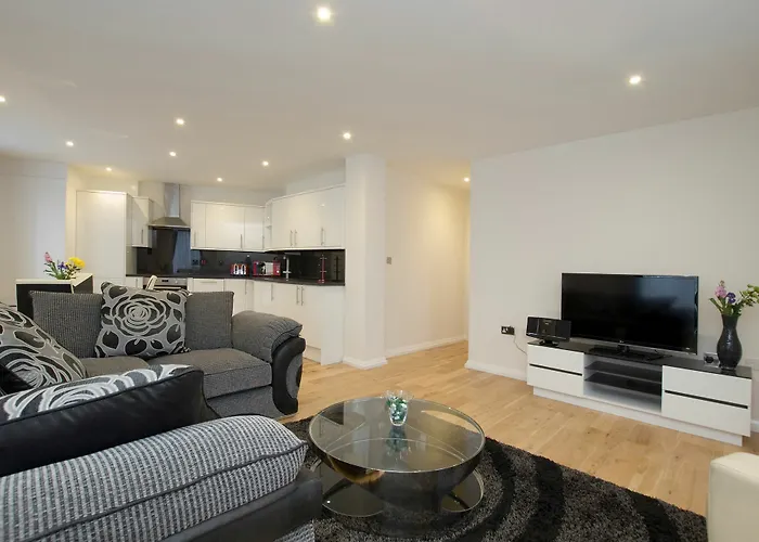 Vacation rental: Lr London Apartments - Battersea Park