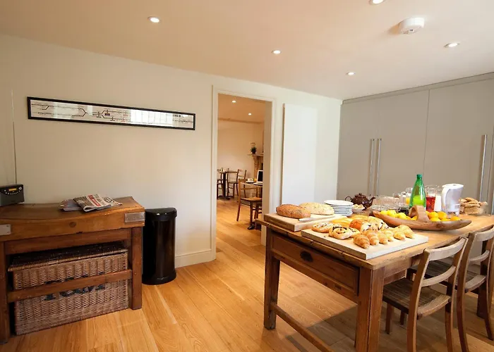 B&B only: Kennington B & B