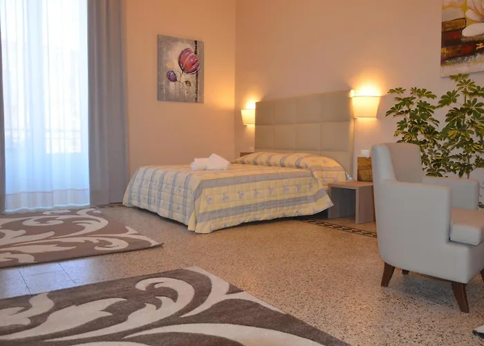 Hotel 3 stelle: Hotel Etnea Royal Suites