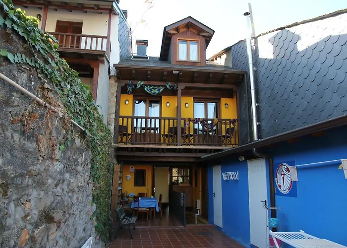 Micro-Hostal La Puerta Del Perdón