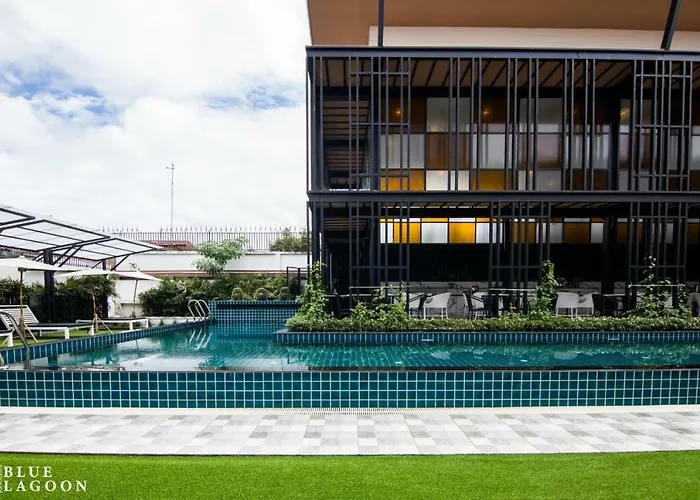 Blue Lagoon Hotel