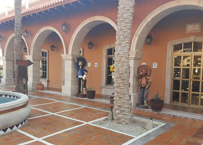 Hotel near College: Sonoran Sun Resort