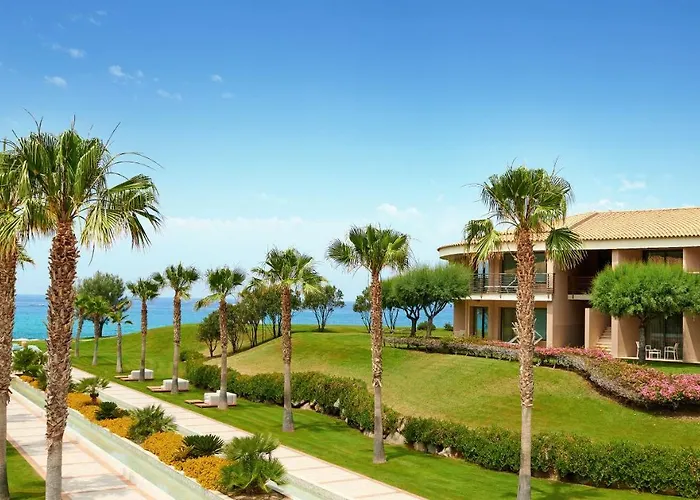 Hotels with a view Capovaticano Resort Thalasso Spa