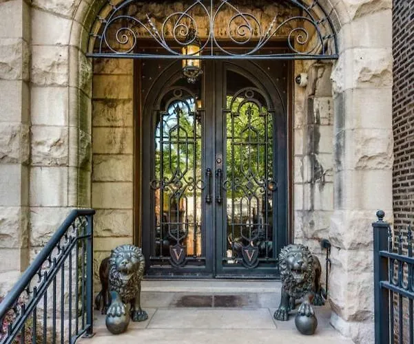 Hotel with view: Villa D' Citta