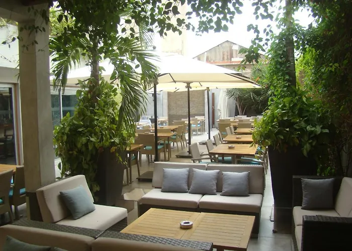 Hotel: Hotel & Restaurant Farid