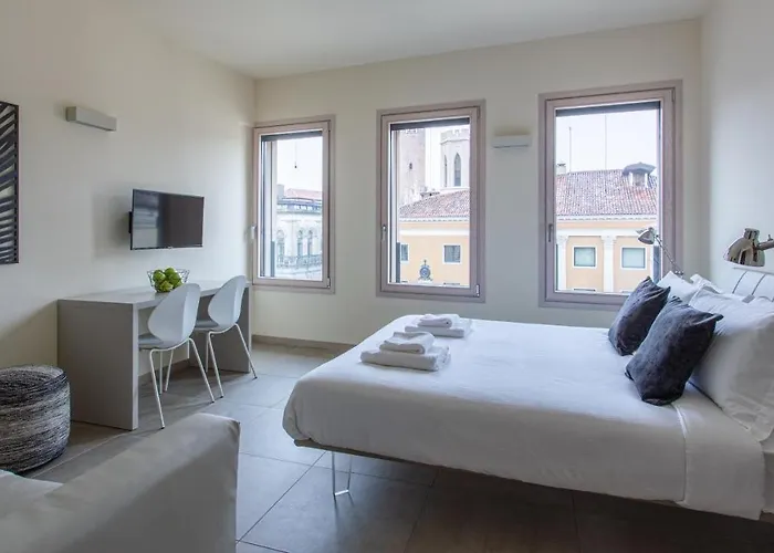 Erik Langer Pedrocchi Suites