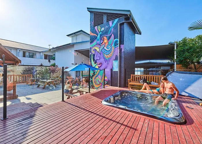 The Hostels Nomads Byron Bay Backpackers