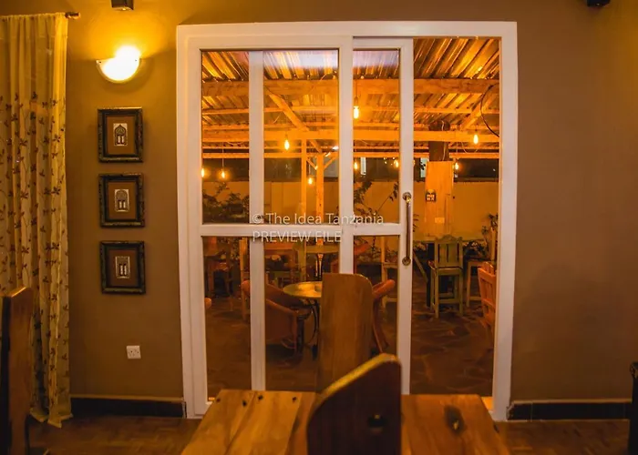Boulevard Inn