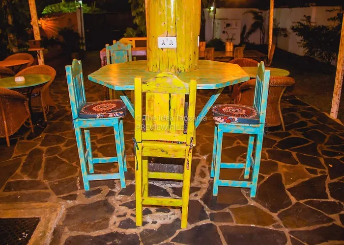 Boulevard Inn