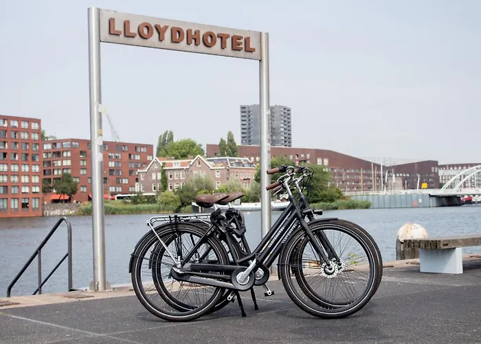 Lloyd Hotel