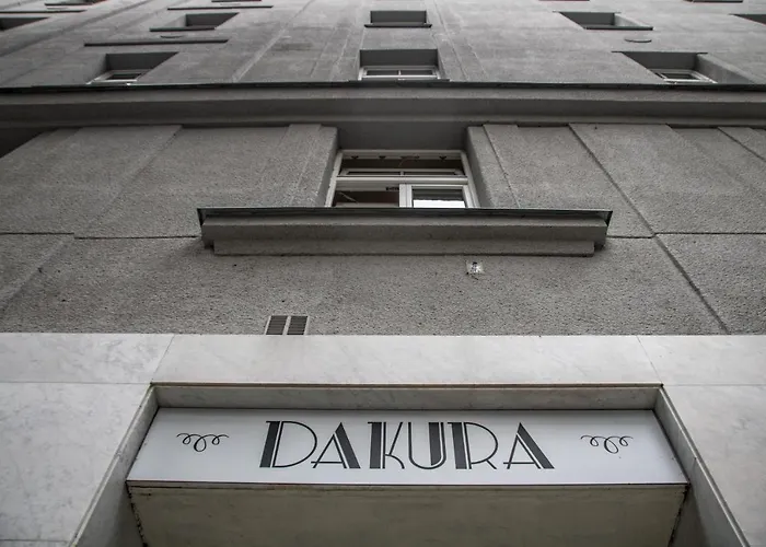 Hotel cerca del colegio: Hostel Dakura