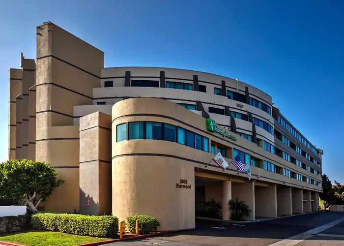 Doubletree By Hilton Fullerton