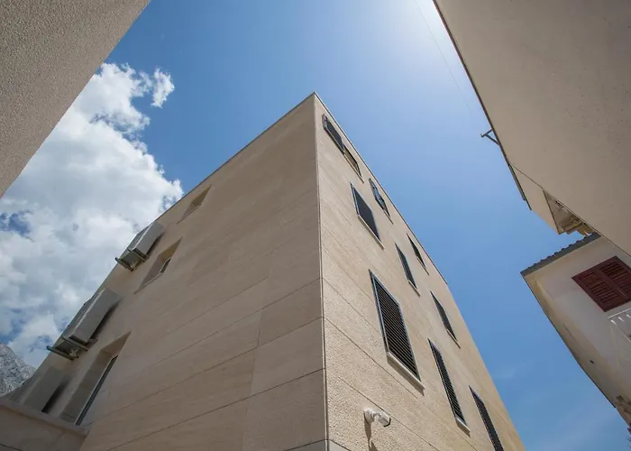 Magic Stone Apartments