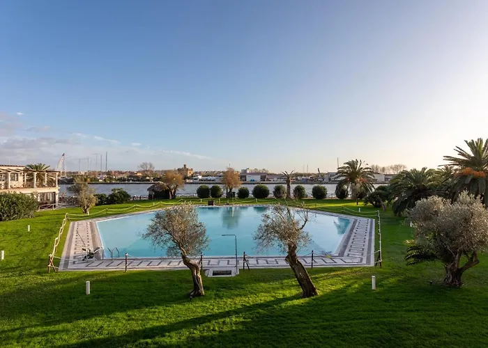 Hotel con piscina: Porto Romano - The Marina Resort