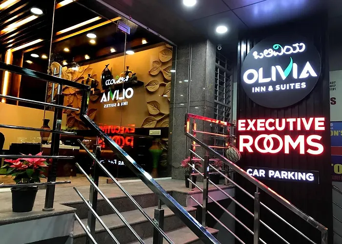 Hotel with view: Olivia Inn And Suites