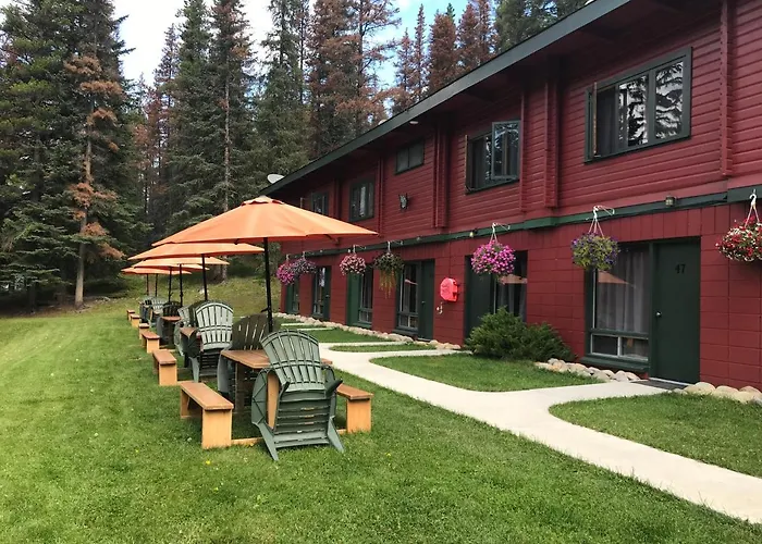 Family Hotel: Miette Hot Springs Bungalows