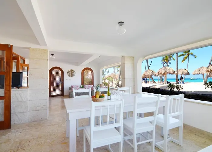 La Flor Del Caribe Beach & Spa