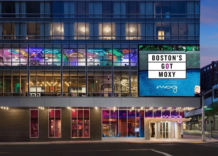 Moxy Downtown