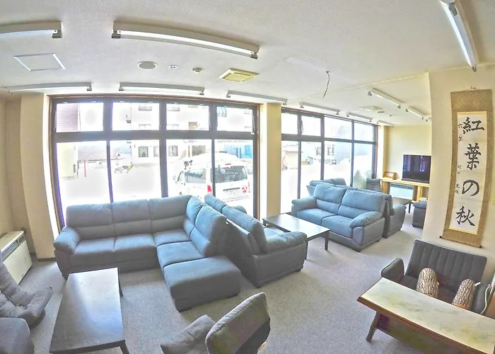 Red Fox Lodge Myoko