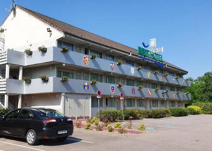 Hôtel avec piscine: Brit Hotel Confort Nancy Lunéville