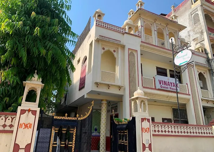 Guest house: Vinayak Guest House